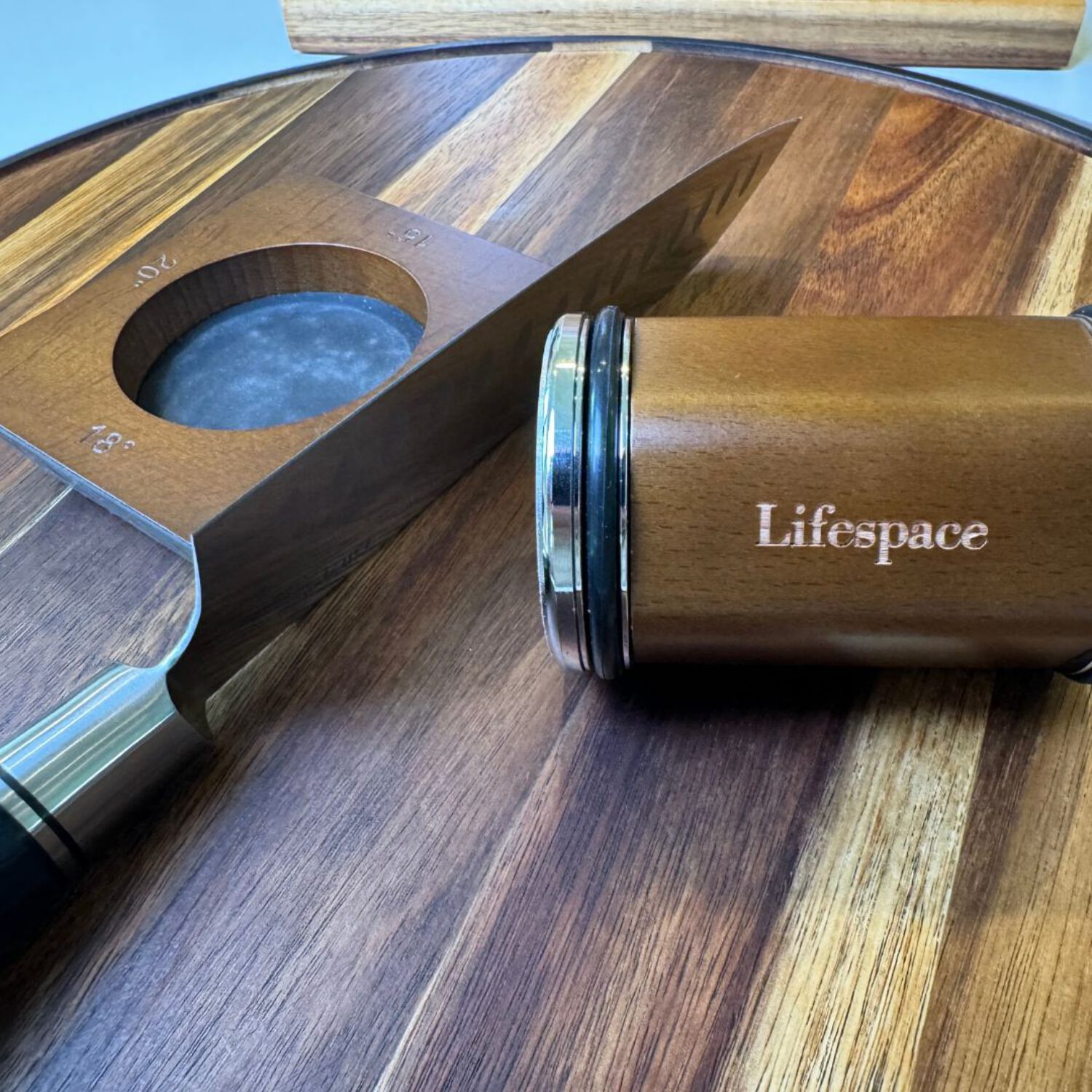 Lifespace Walnut & Alloy Rolling Knife Sharpener with 4 Blade Angles in a Gift Box - Image 5